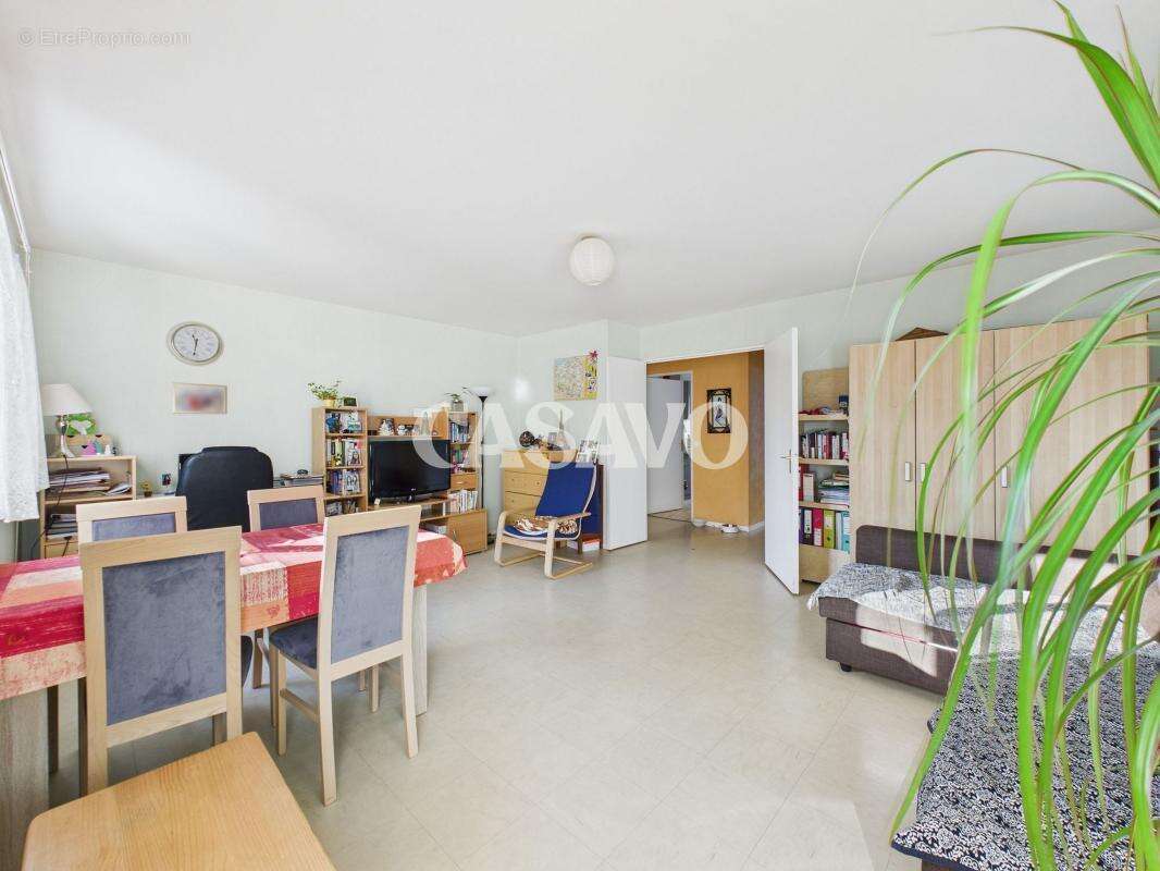 Appartement à BEAUCHAMP