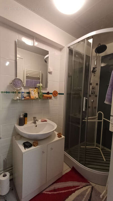 Maison à SAINT-YORRE