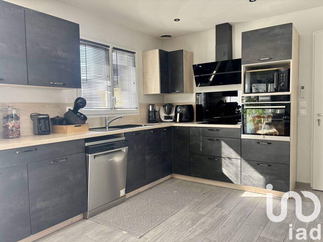 Photo 1 - Maison à MONTELIMAR