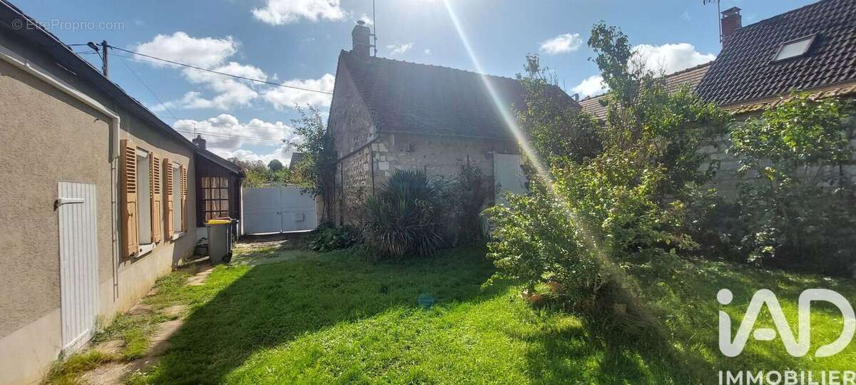 Photo 2 - Maison à MISY-SUR-YONNE