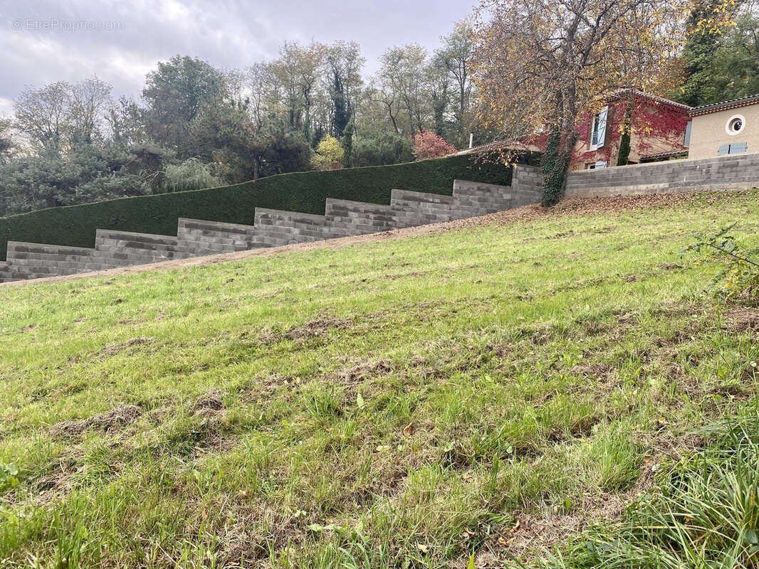 Terrain à COURPIERE