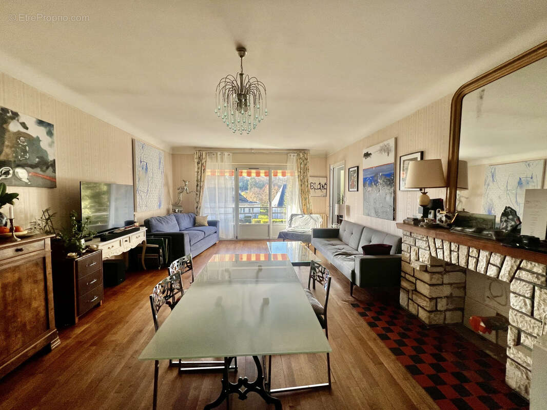 Maison à ROCHECORBON