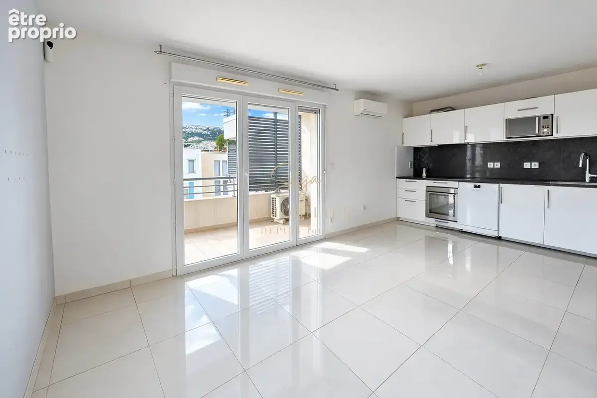 Appartement t3 avec terrasse - quartier roy d'espagne / sormiou - 13009 marseille - photo 2