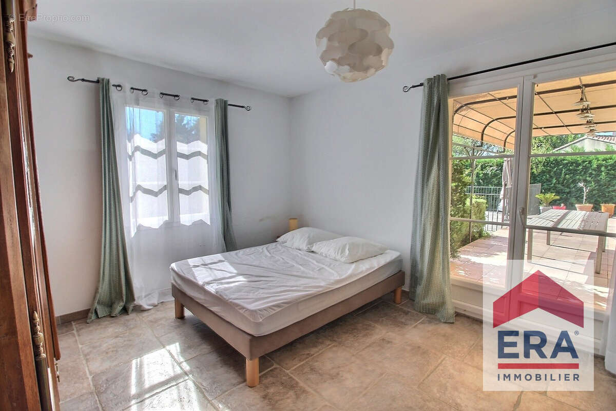 Maison à MONTFAUCON