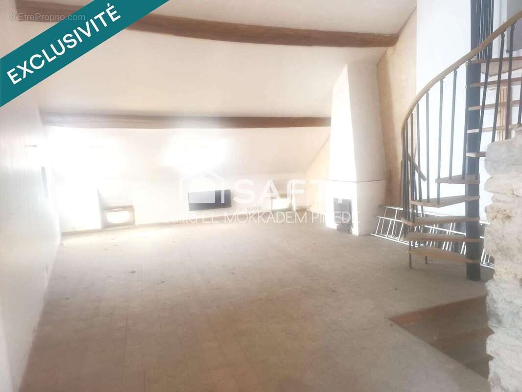 Appartement 285 m² à Nantua  - photo 4