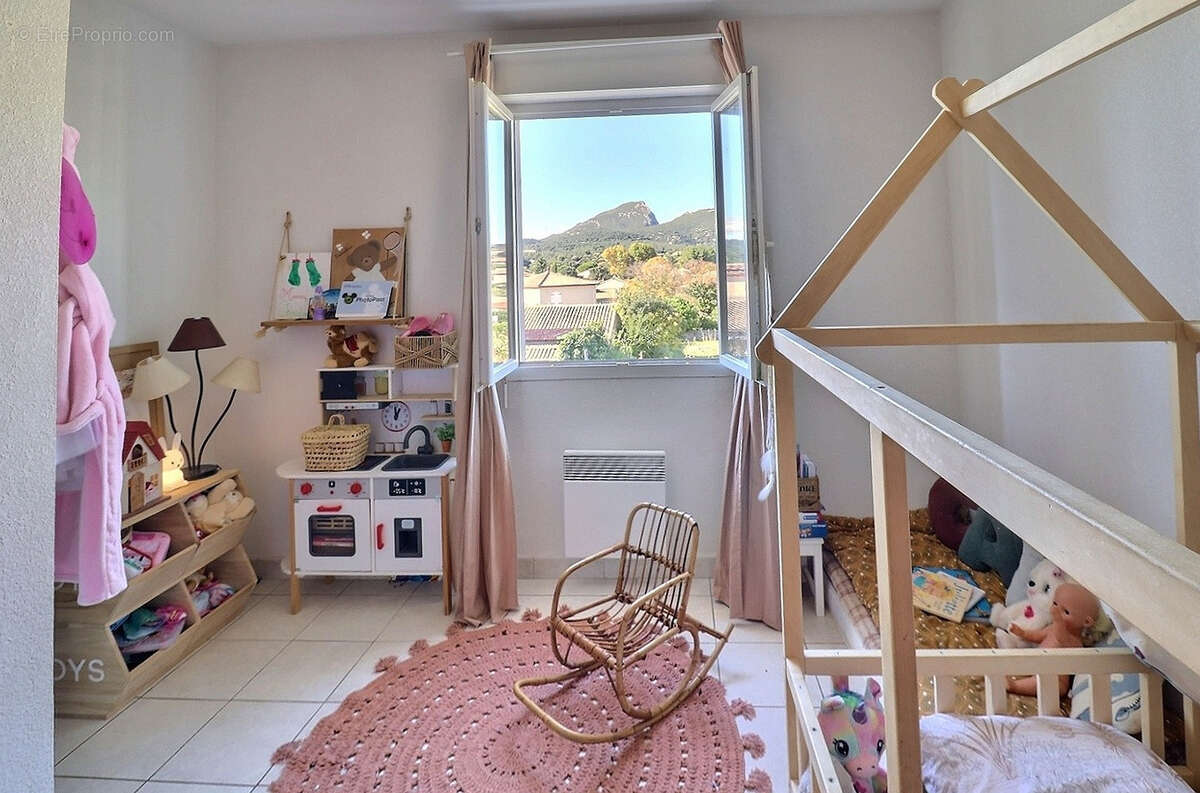 Maison à SAINT-MATHIEU-DE-TREVIERS