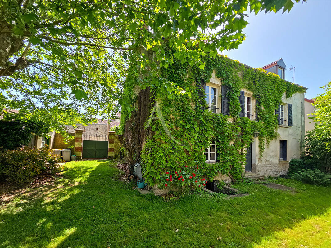 Maison à TESSANCOURT-SUR-AUBETTE