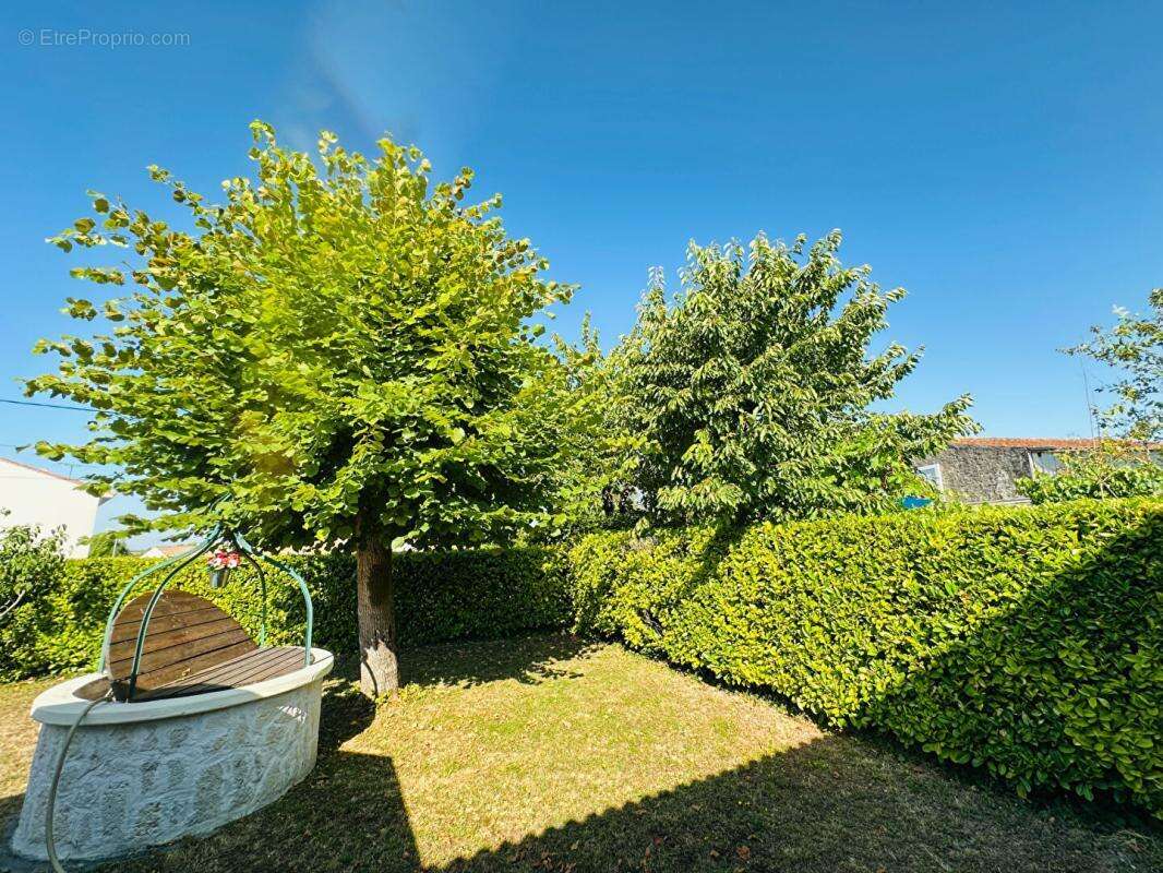 Maison  5 pièce(s) 109 m2 avec garage et dépendances - photo 16