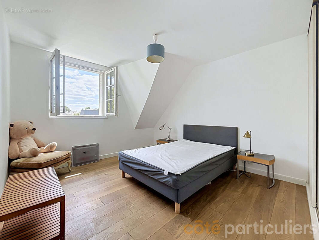 Maison Saint Maur  6 pièce(s) 170 m2 4 ch - photo 15