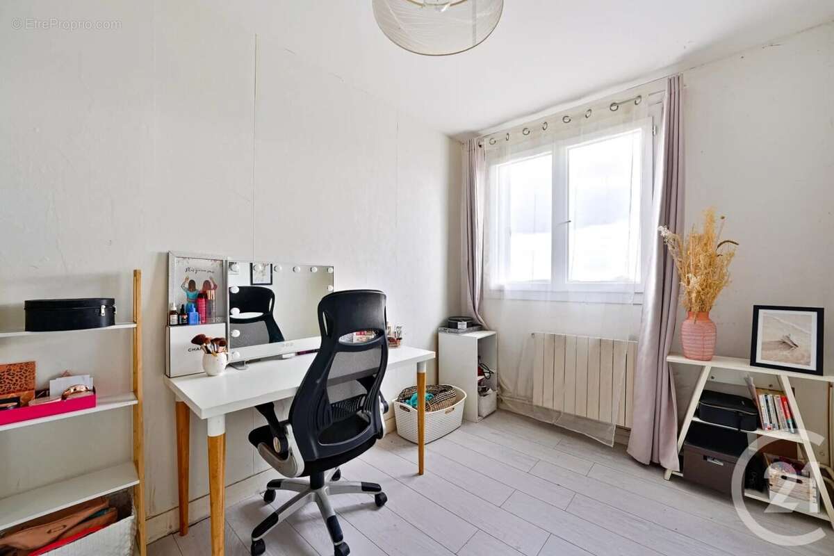 Appartement à LE PLESSIS-TREVISE