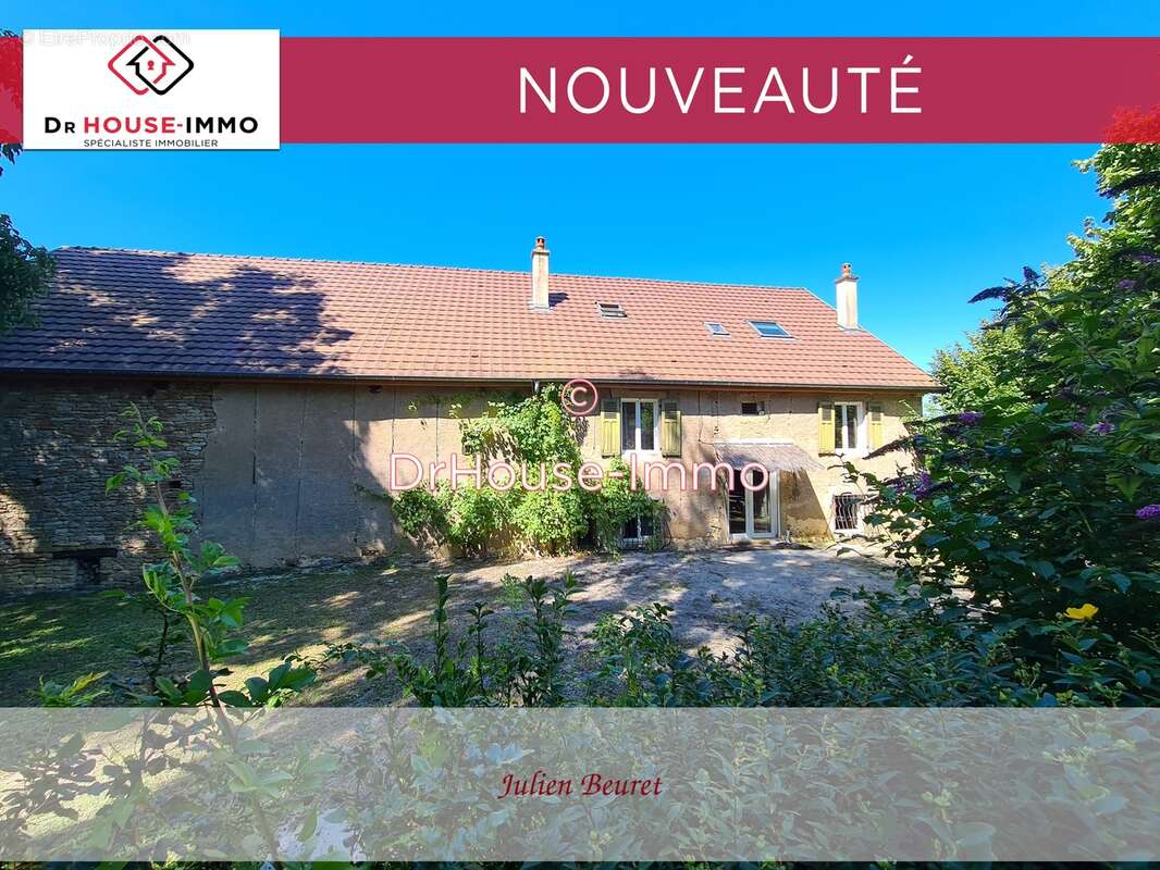 Maison à HUANNE-MONTMARTIN