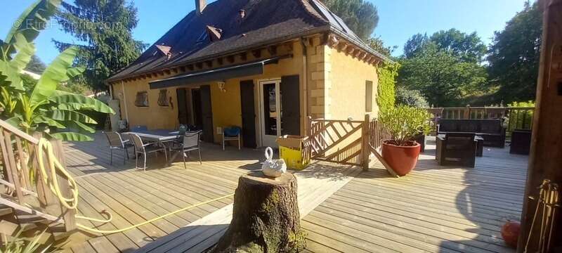 Maison à SARLAT-LA-CANEDA
