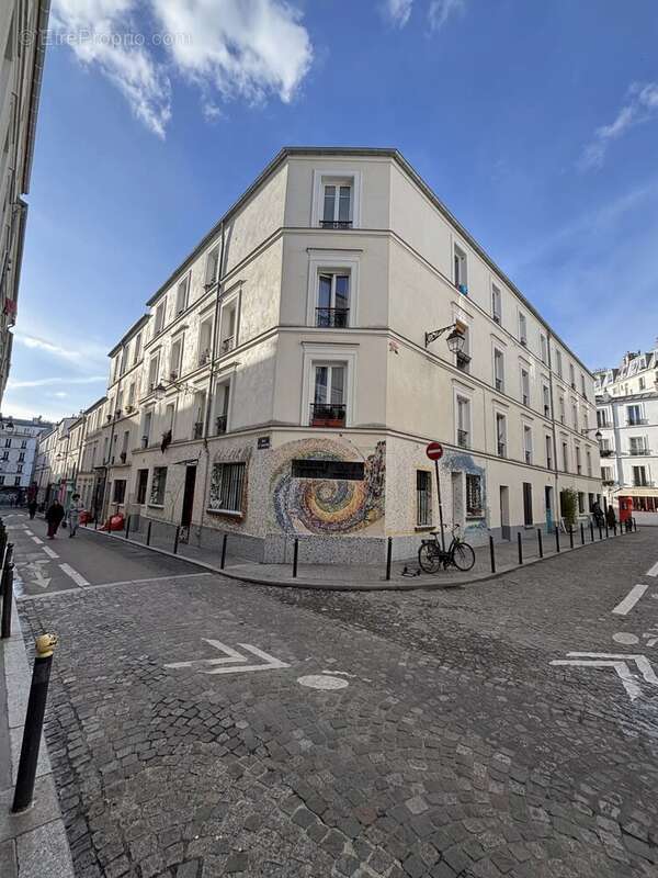 Paris 10e - studio  hopital saint louis / ste marthe - photo 14