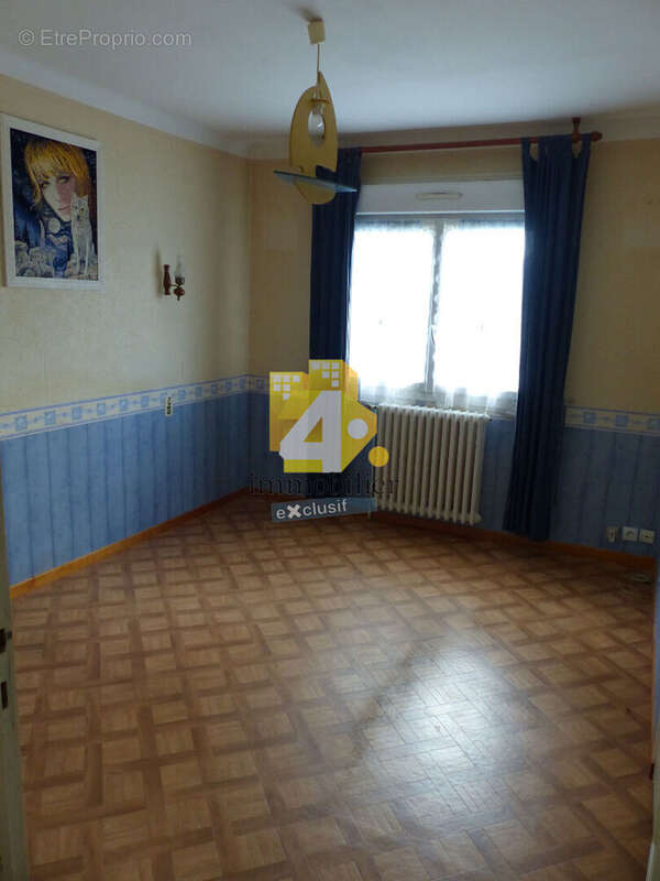 Maison à LA CHAPELLE-LAUNAY