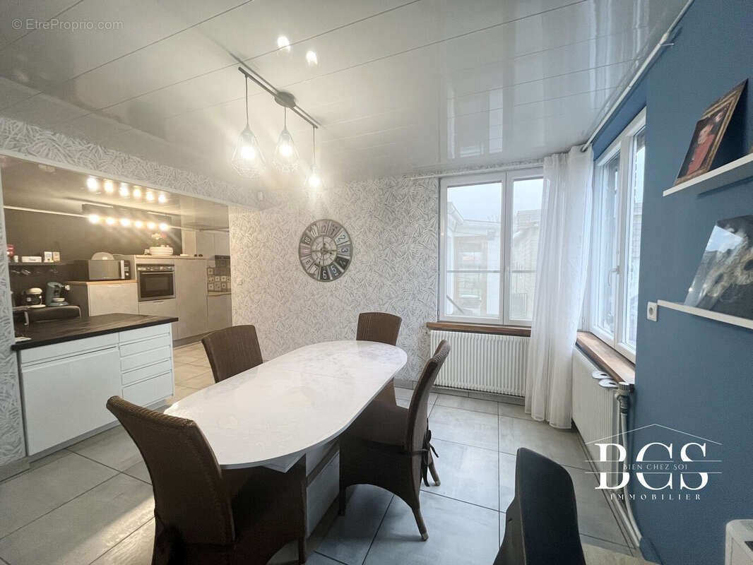 Maison à SAINT-AMAND-LES-EAUX