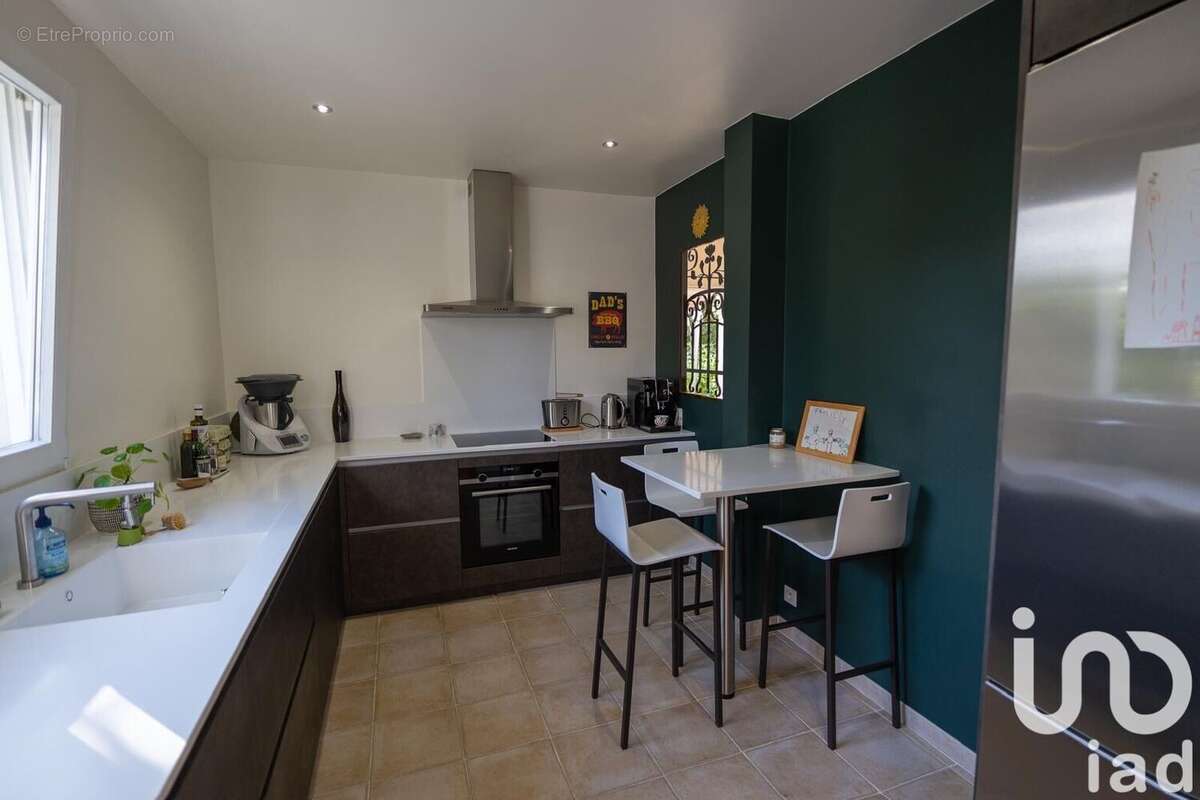 Photo 7 - Maison à LE MESNIL-LE-ROI