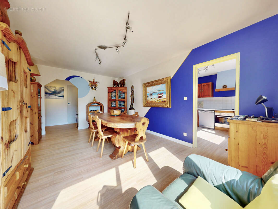 T4 de 80 m2 avec balcon, cave, garage et rénovation énergétique financée   Annecy - 'L'Artiste' - photo 15