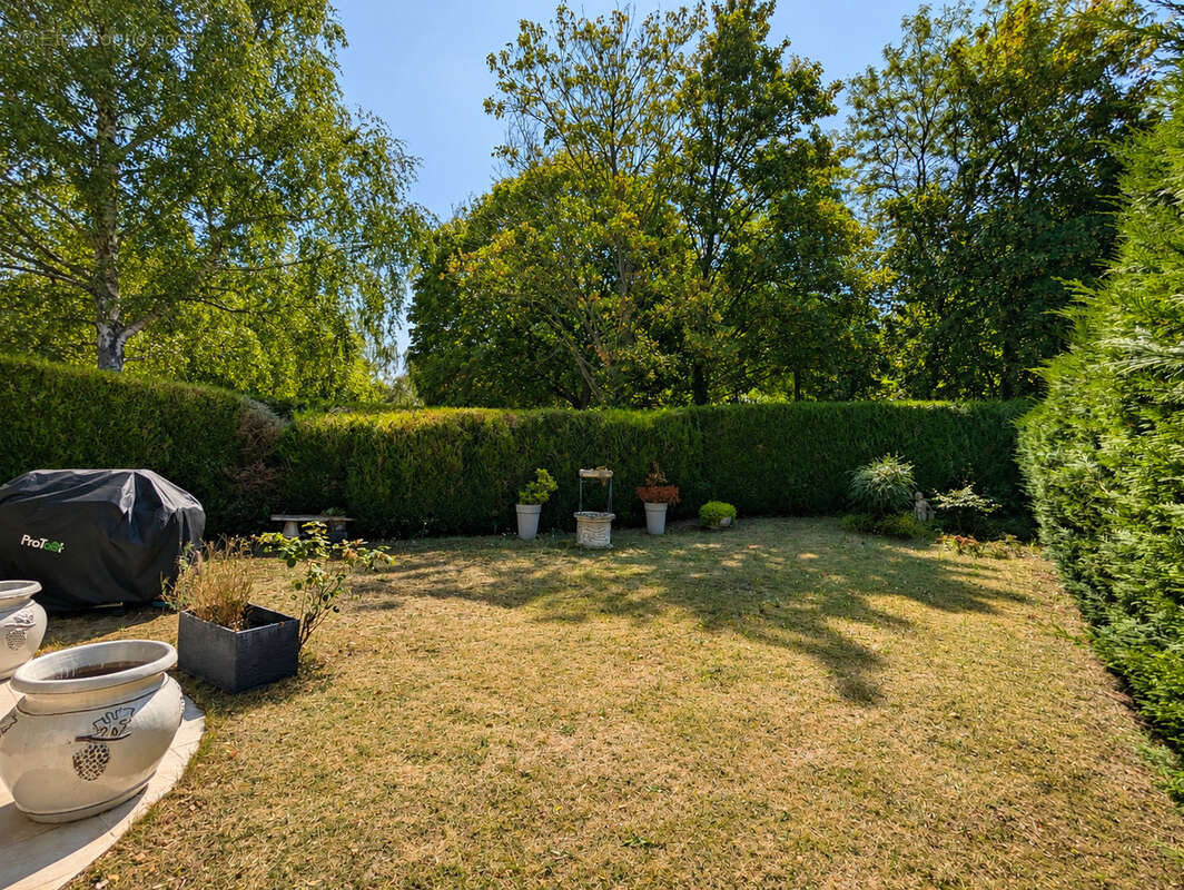 Maison 97 m2 + jardin clos   Impasse calme - photo 12