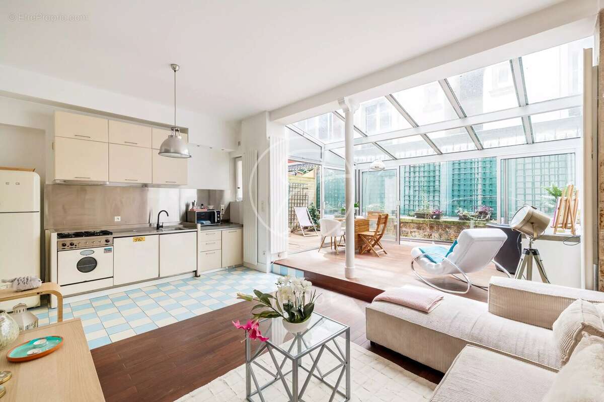 Appartement à PARIS-18E