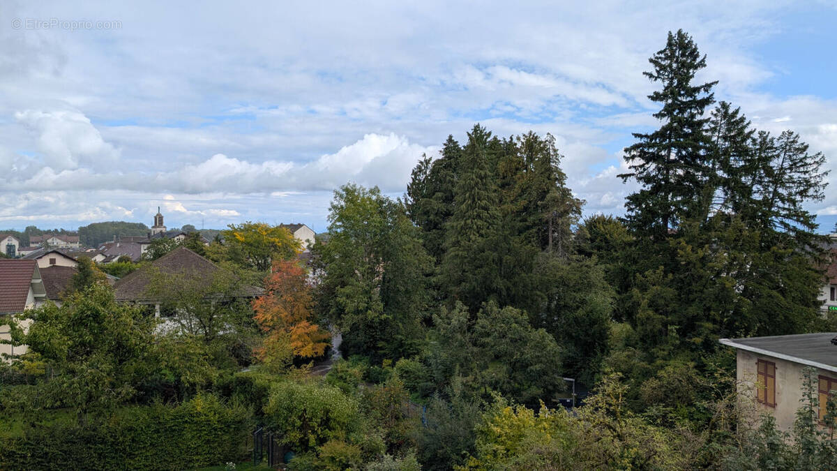 Appartement à DIVONNE-LES-BAINS