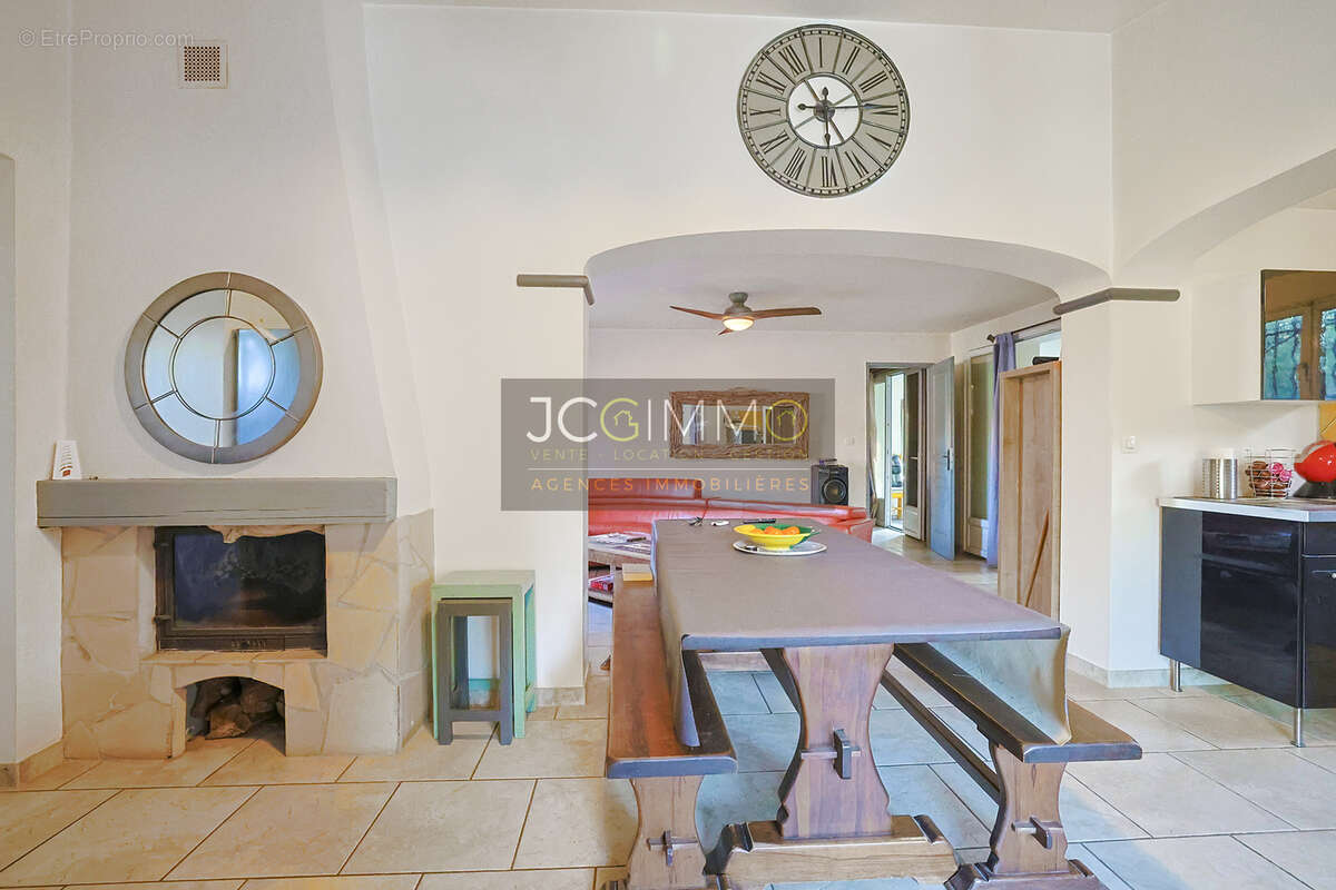 Maison à PIGNANS