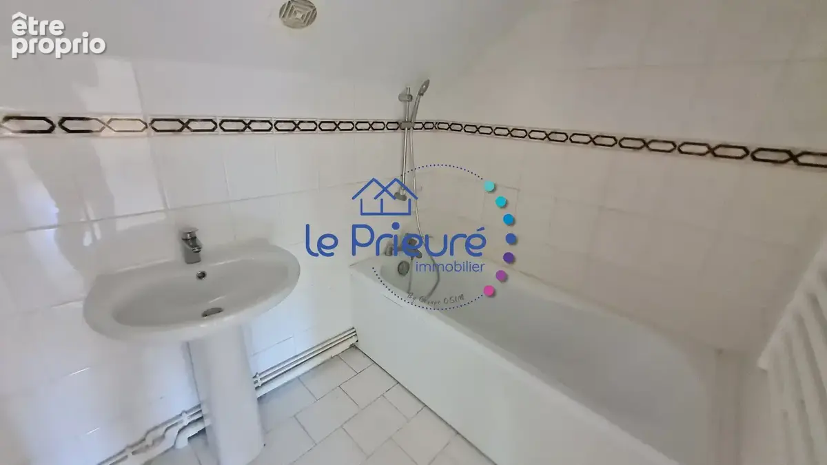 Appartement 215 m² à vendre à Chauffailles (71170) - photo 6