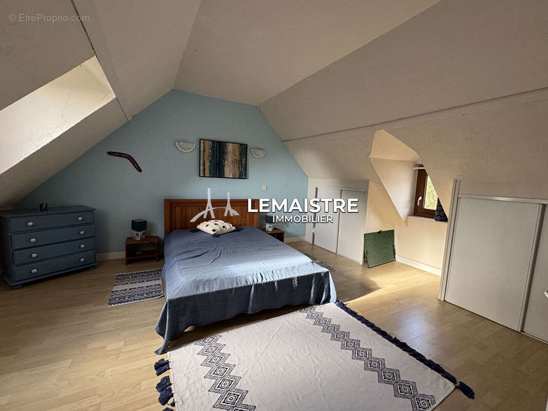 Maison à BEC-DE-MORTAGNE