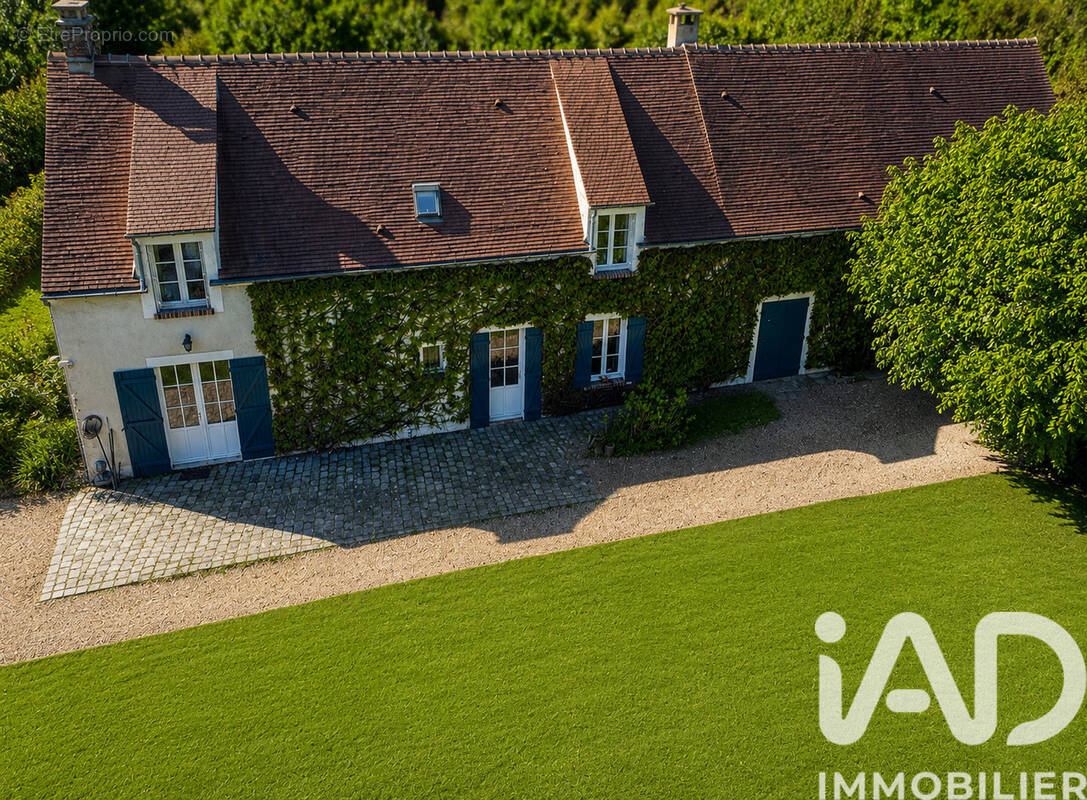 Photo 1 - Maison à RAMBOUILLET