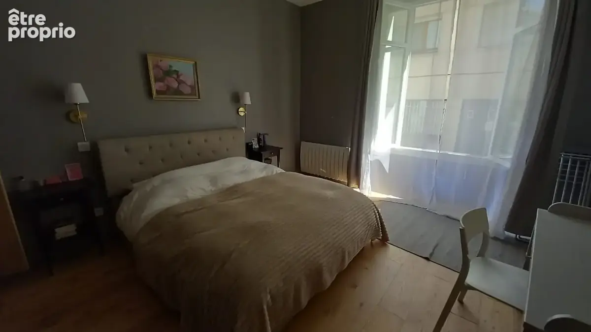 maison 9 pièces de 211 m2 - photo 10