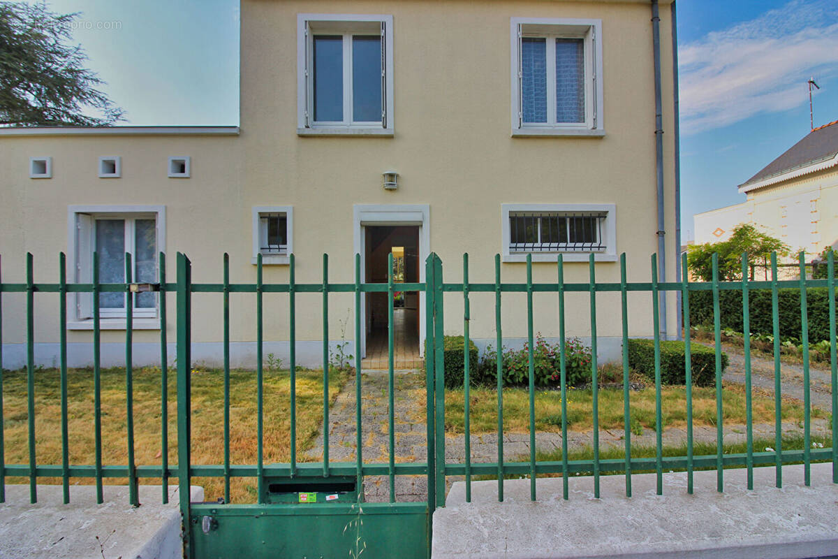 Maison à MURS-ERIGNE