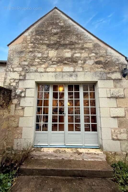 Maison à LE COUDRAY-MACOUARD