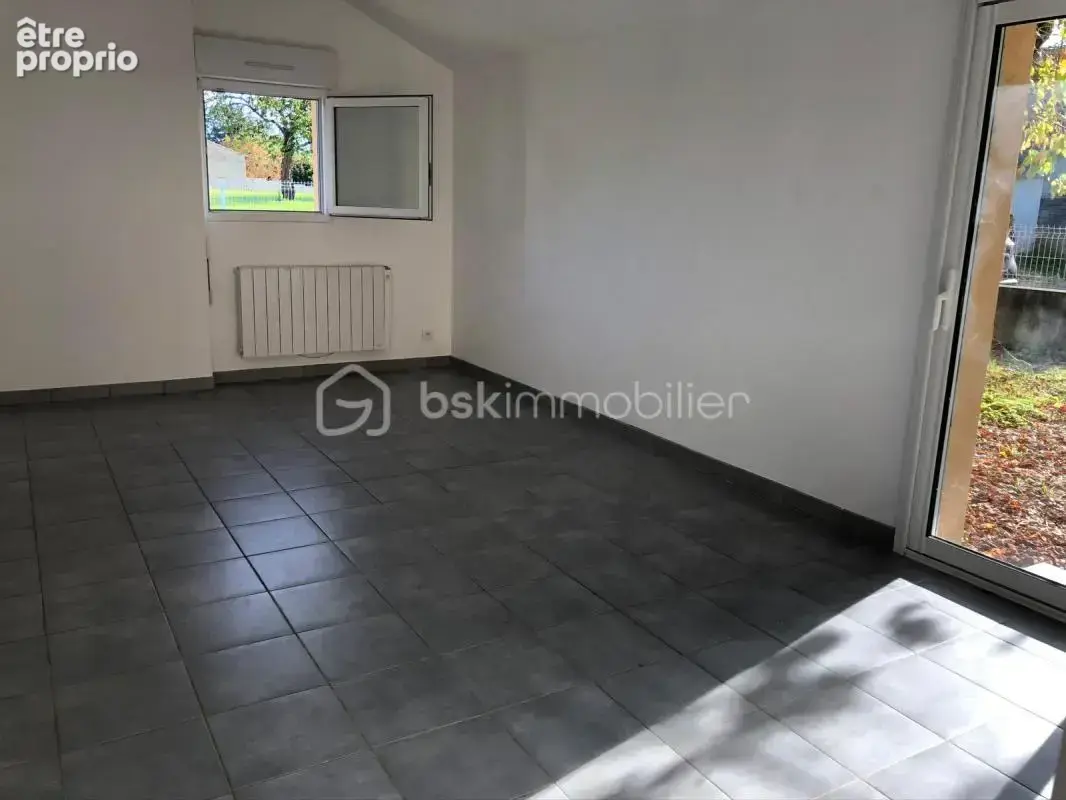 Belle maison en pierre de 123m2 sur son terrain clos de 1500m2 à Mouleydier - photo 4
