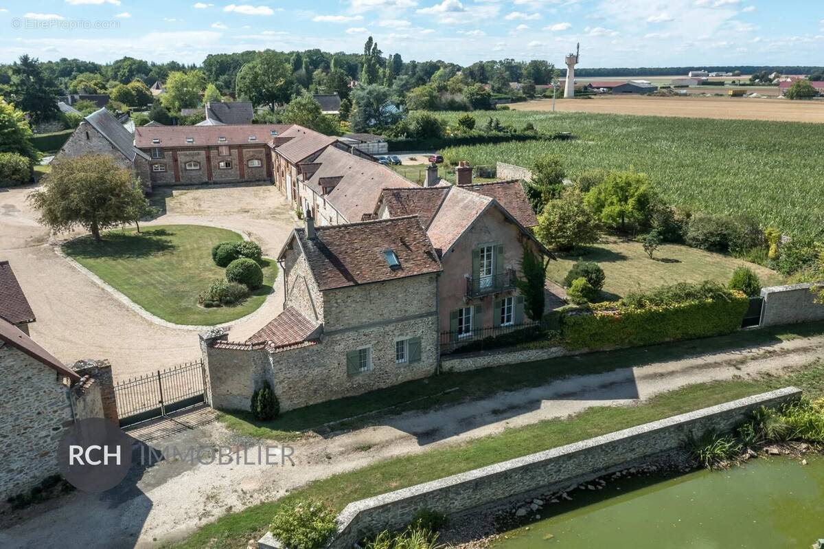 Maison à RAMBOUILLET