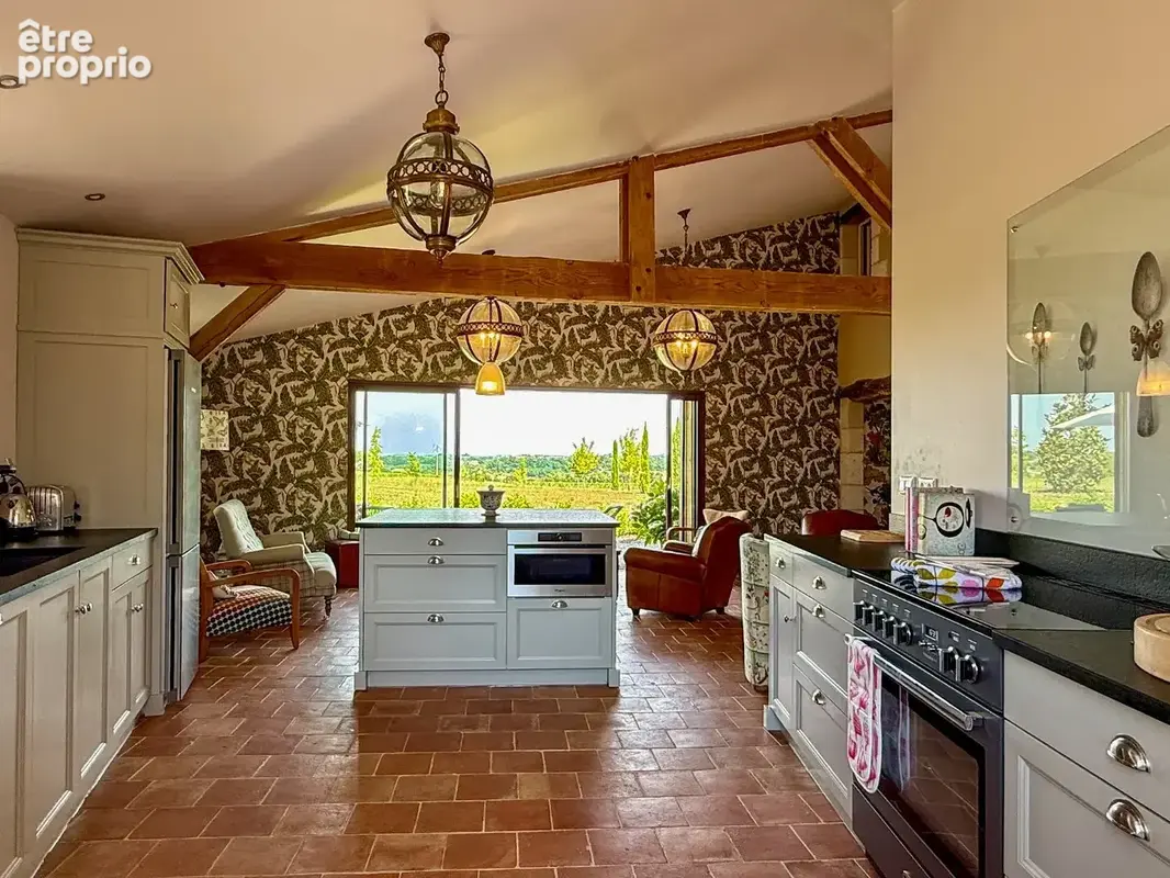 Idylle rurale, somptueuse maison en pierre sur 1,8 hectares de terrain - photo 9