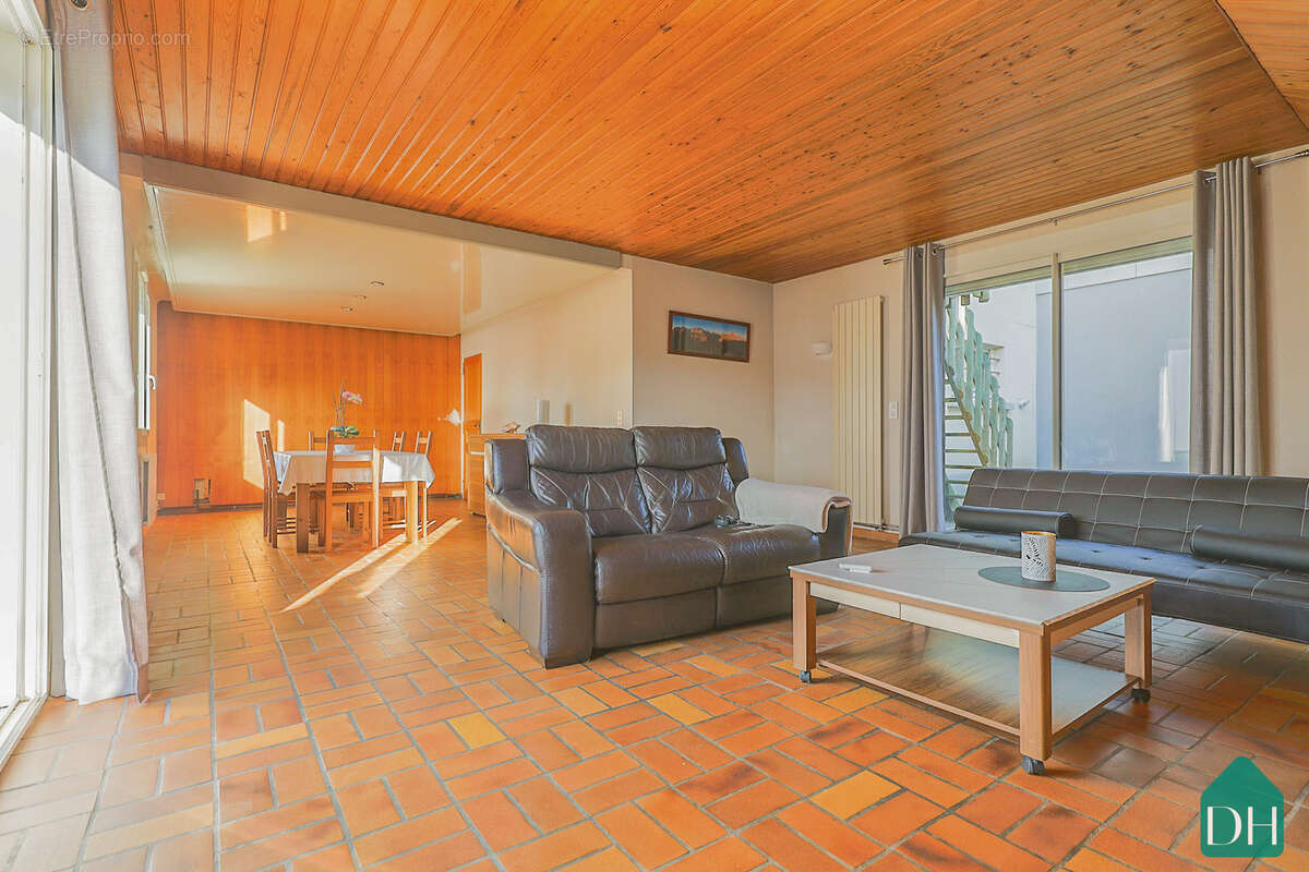 Maison 5 chambres, 146,76 m2, Bourg, ORVAULT - photo 6