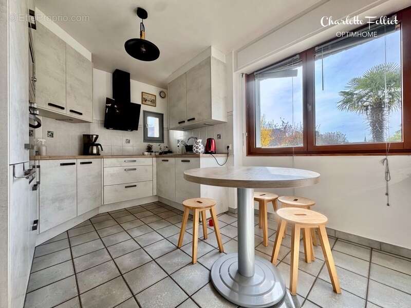 Maison à LE MINIHIC-SUR-RANCE