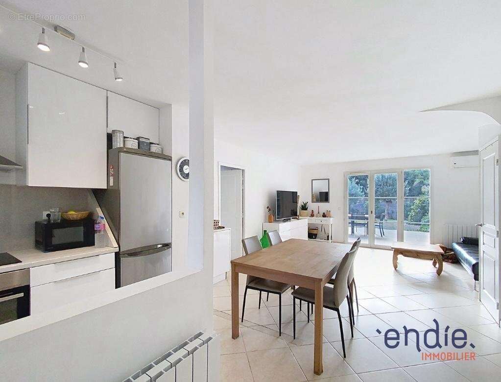 Maison à VILLENEUVE-LOUBET