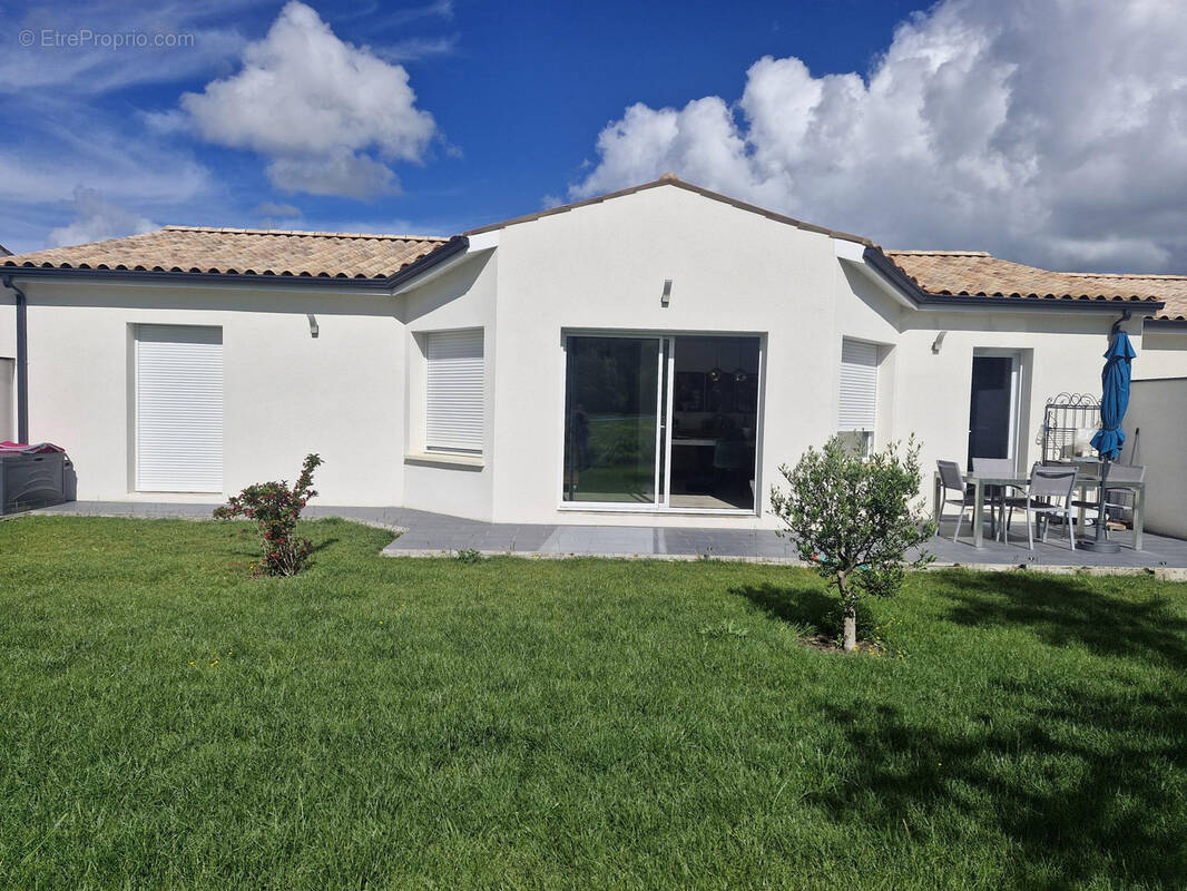 Maison à SEMUSSAC