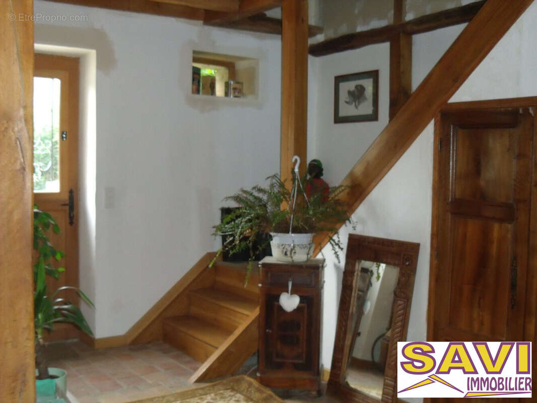 Maison 190 m² à La Selle-Sur-Le-Bied  - photo 6