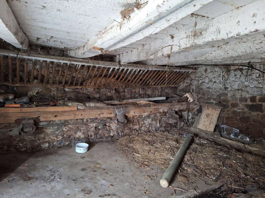 Maison à GILHOC-SUR-ORMEZE