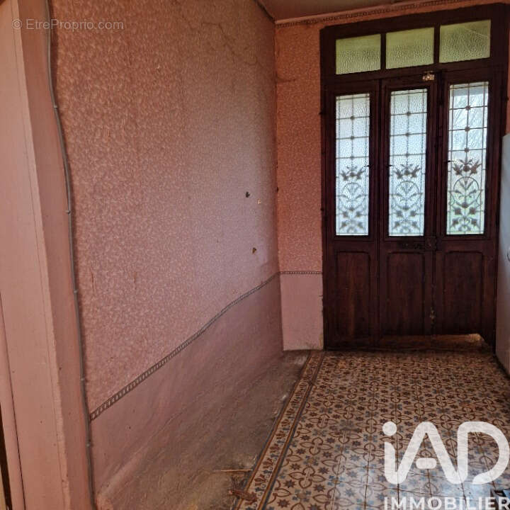 Photo 9 - Maison à LARZICOURT