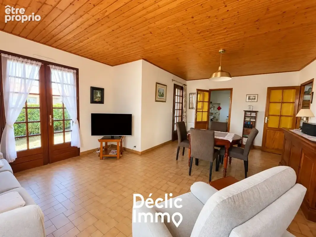 Maison à vendre à Angles  À 15 minutes des plages de La Tranche-sur-mer et de Longeville-sur-mer - photo 4