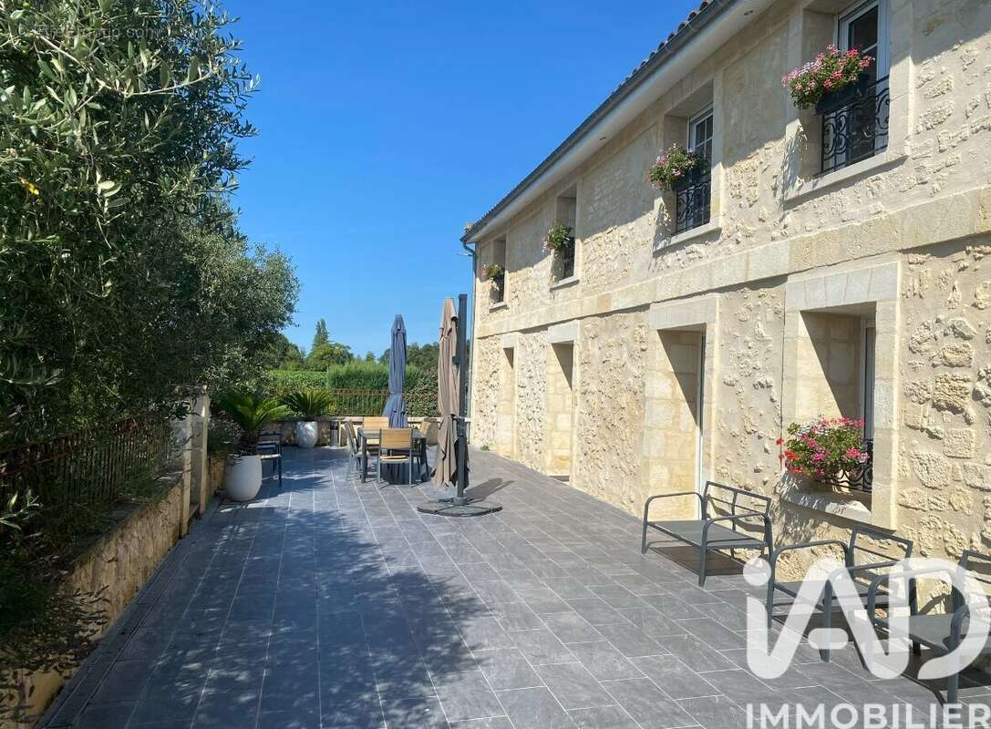 Photo 3 - Appartement à SAINT-LOUIS-DE-MONTFERRAND