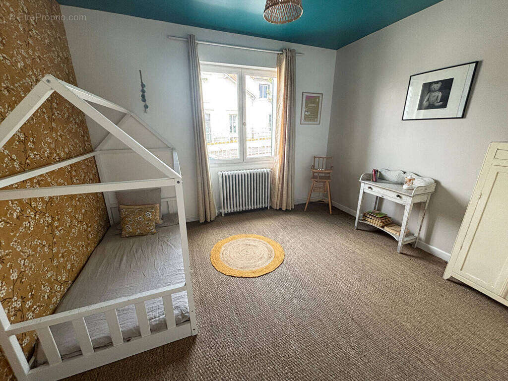 Maison 8 pièces 270 m² Bourges - photo 7
