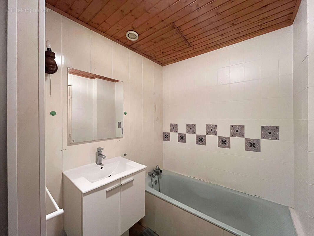 Maison à SAINT-HILAIRE