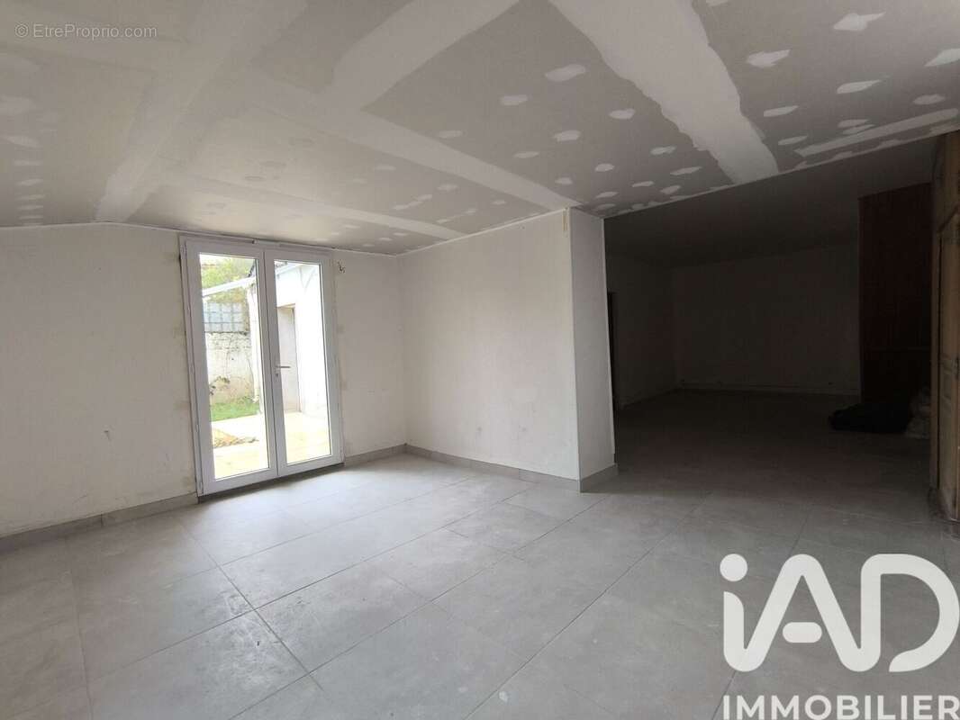 Photo 6 - Maison à VILLE-LANGY