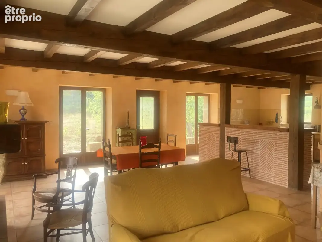 Esperaza, belle maison en pierre, 4 chambres, garage, terrain arboré . - photo 3