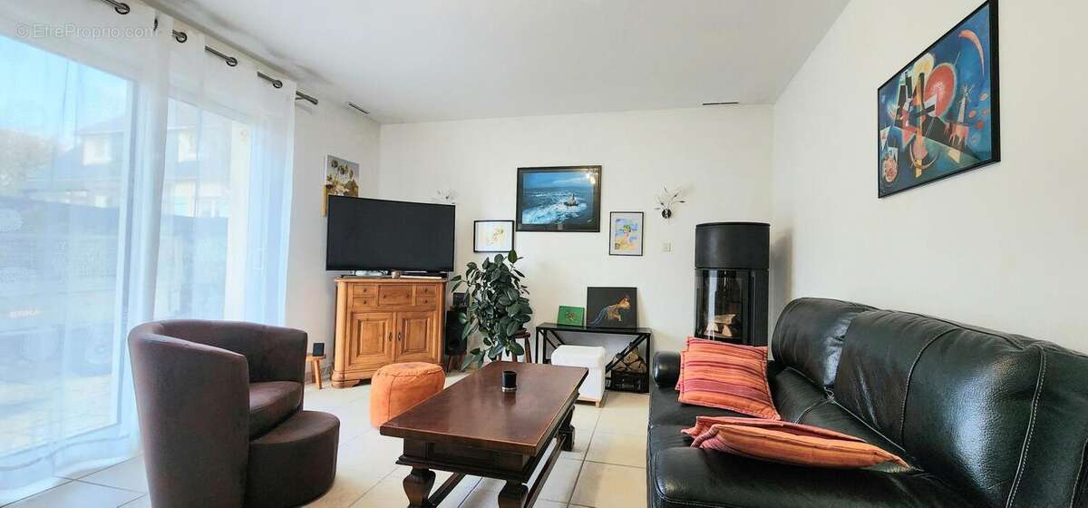 Photo 2 - Maison à LANDUDEC