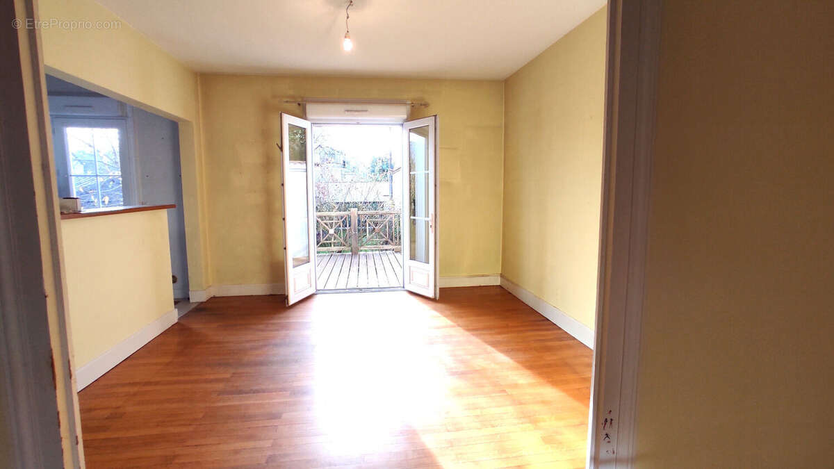 Maison à CHATELLERAULT