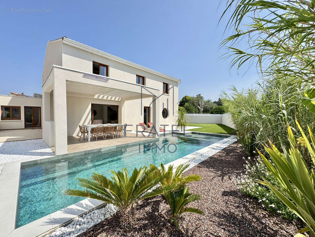 Maison à JACOU